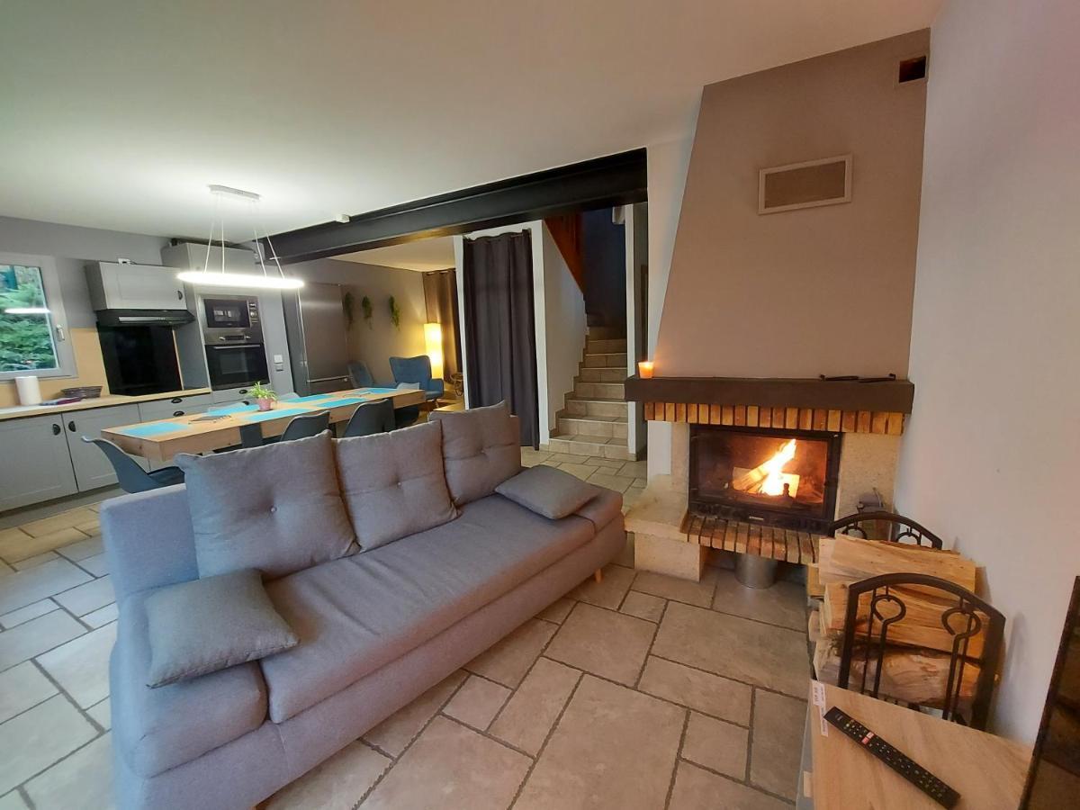Entre Lac Et Montagne, Chaleureuse Maison 3 Pieces Avec Tres Belle Vue Lac D'Annecy. Terrasse, Jardin, Parking, Cheminee, Barbecue …. Saint-Jorioz Dış mekan fotoğraf